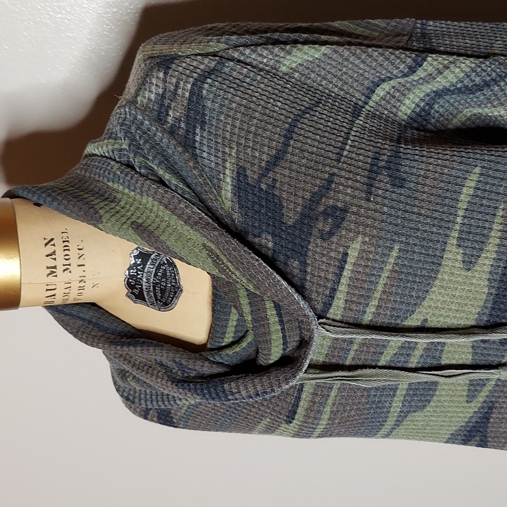 A BEAUTIFUL SOUL | CAMO | COWL NECK TOP | SIZE 1x